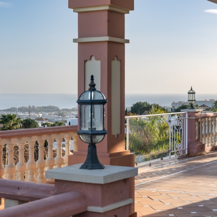 Luxurious Andalusian Villa in Los Flamingos, Benahavis | Image 63