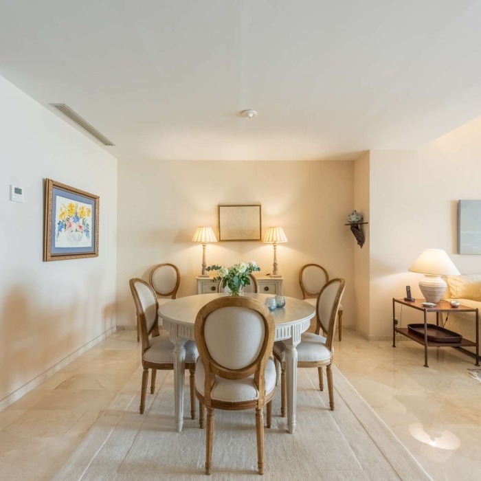 Frontline Beach Apartment in Rio Real, Marbella East | Image 16