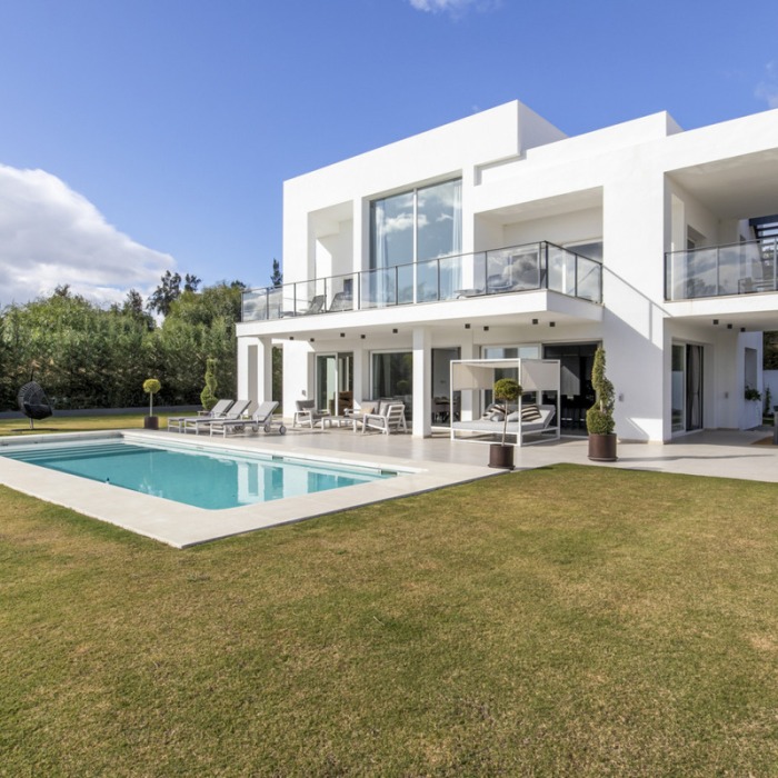 Villa Moderne avec de belles vues à La Quinta, Benahavis | Image 1