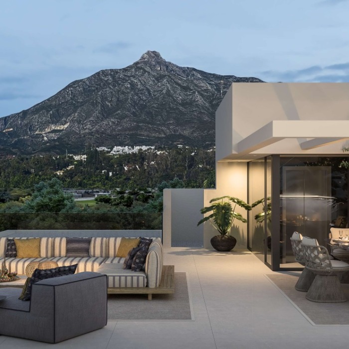 New Luxury Beachfront Villa in Marbella Golden Mile | Image 54