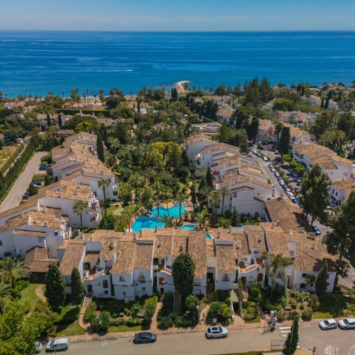 Luxurious Penthouse in Puente Romano, Marbella Golden Mile | Image 19