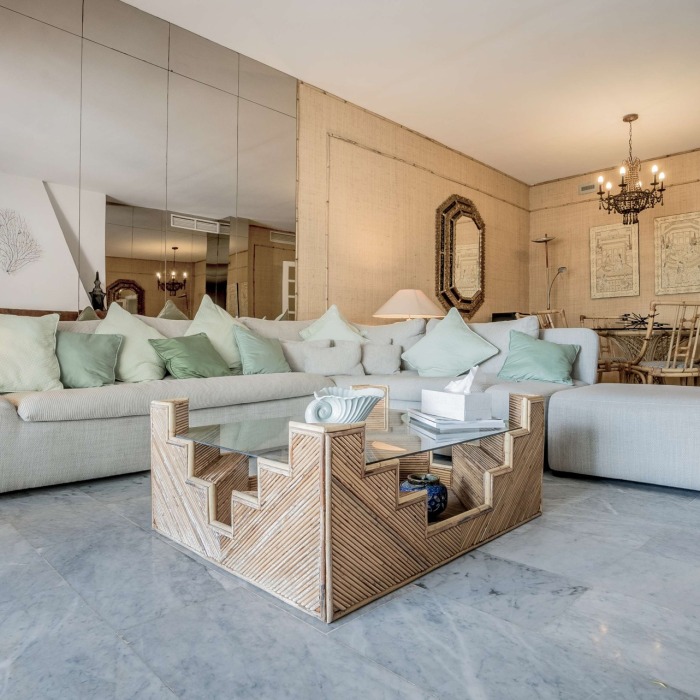 Luxurious Penthouse in Puente Romano, Marbella Golden Mile | Image 5