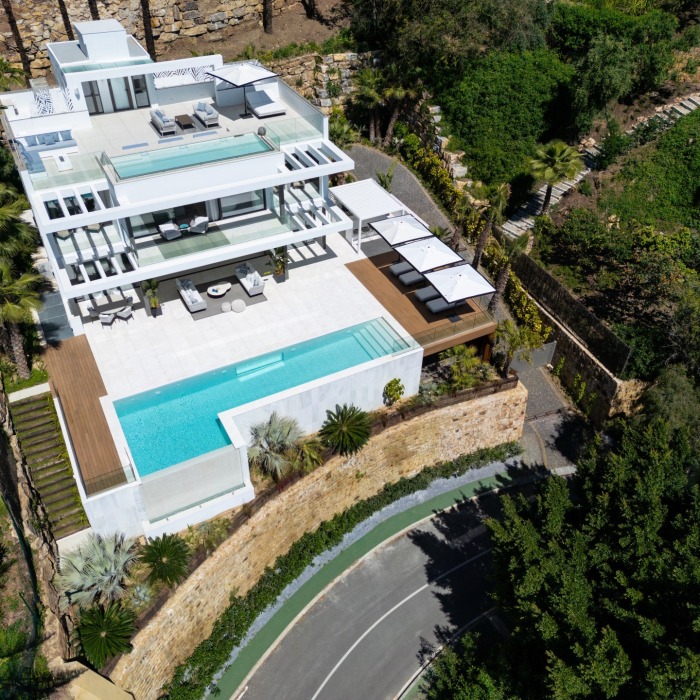 New Modern Villa La Quinta, Benahavis | Image 21