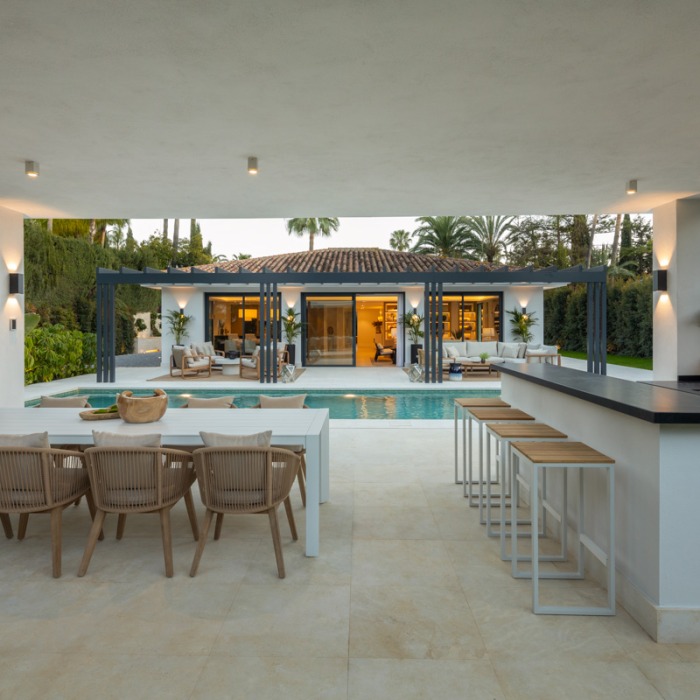 Contemporary Villa on the Las Brisas Golf Course, Nueva Andalucia | Image 19
