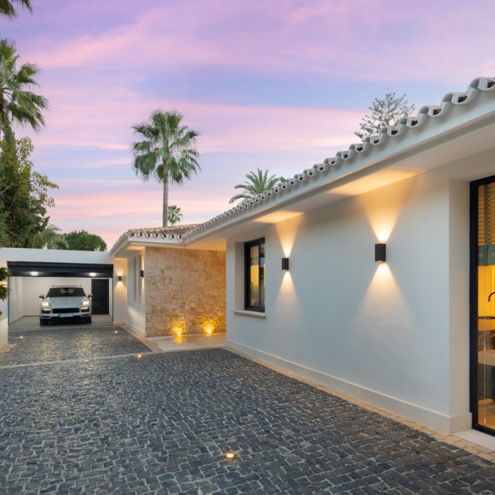 Contemporary Villa on the Las Brisas Golf Course, Nueva Andalucia | Image 22