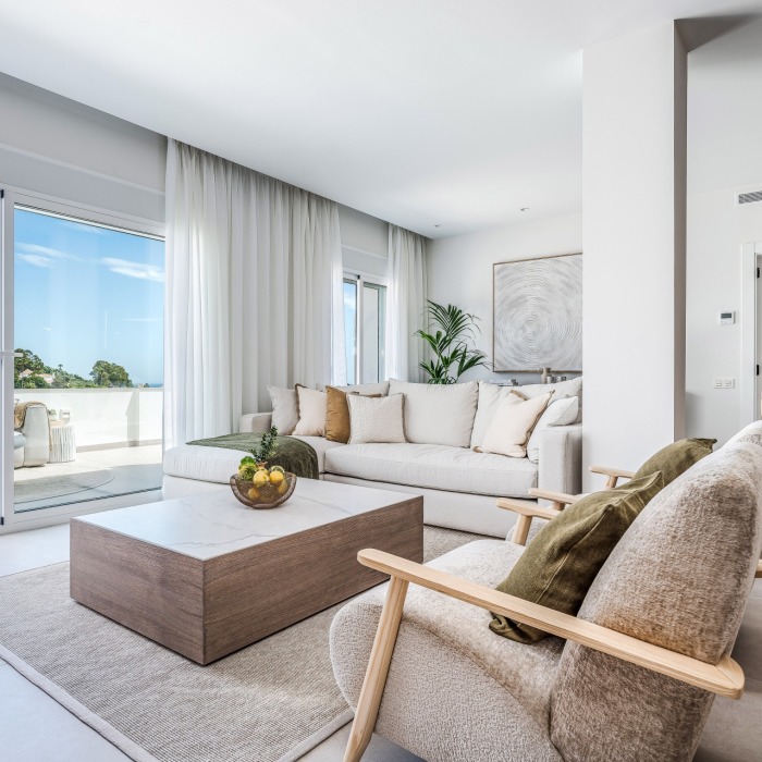Stunning Renovated Ground floor apartment nestled in the prestigious area of La Quinta, Benahavís