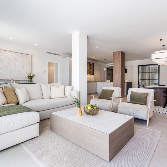 Stunning Renovated Ground floor apartment nestled in the prestigious area of La Quinta, Benahavís | Image 3