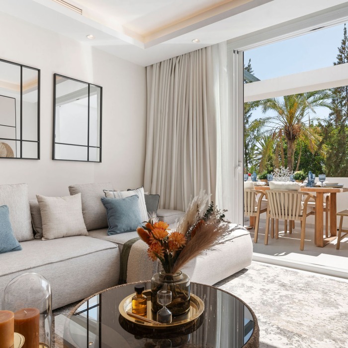 Modern Apartment in La Quinta, Benahavis Marbella | Image 10