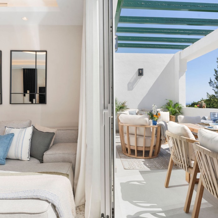 Modern Apartment in La Quinta, Benahavis Marbella | Image 8