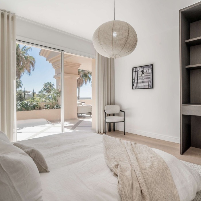 Exceptional Duplex Penthouse Albatross Hill 18 In Nueva Andalucia | Image 18