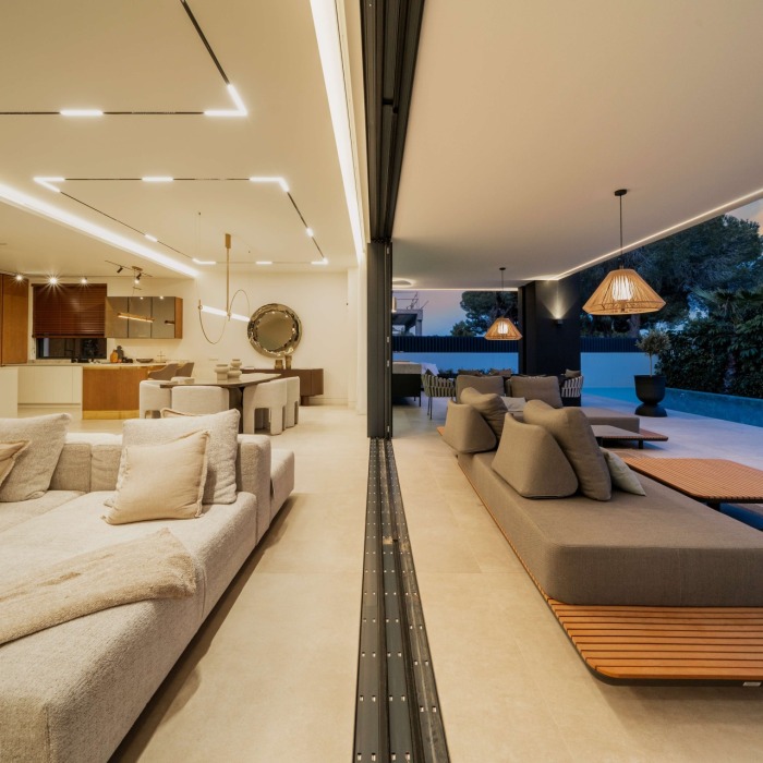 New Contemporary Villa in Nagueles, Marbella Golden Mile | Image 32