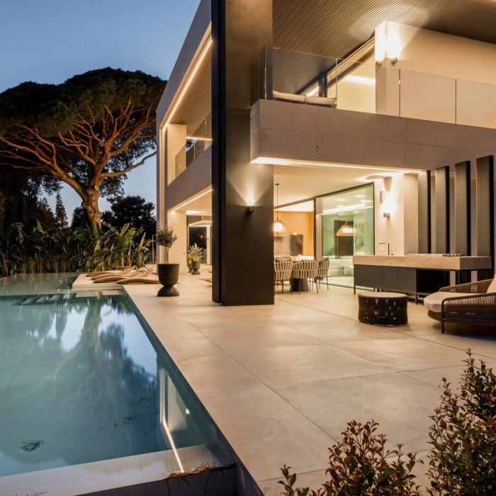 New Contemporary Villa in Nagueles, Marbella Golden Mile | Image 24