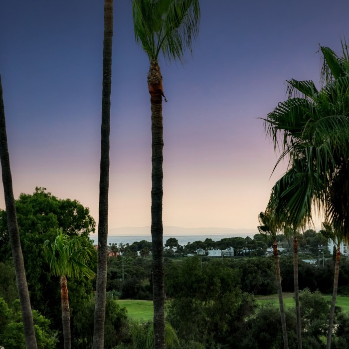 Sublime villa con vistas al Mar y al Golf en El Rosario, Marbella Este | Image 17