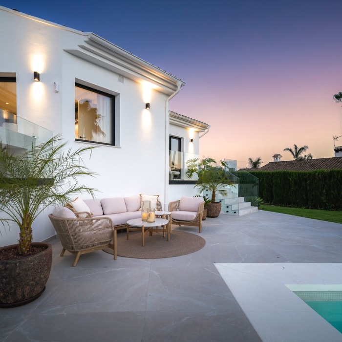 Sublime Villa avec vue Mer & Golf à El Rosario, Marbella Est | Image 14