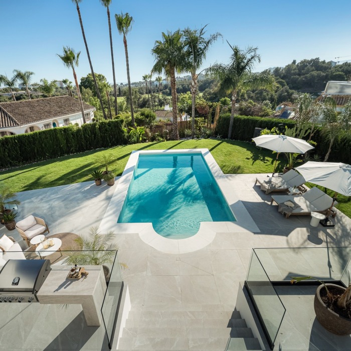 Sublime villa con vistas al Mar y al Golf en El Rosario, Marbella Este | Image 5