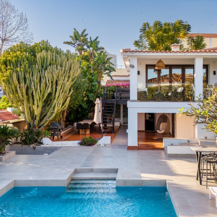 Pretty Villa in La Campana, Nueva Andalucia | Image 1