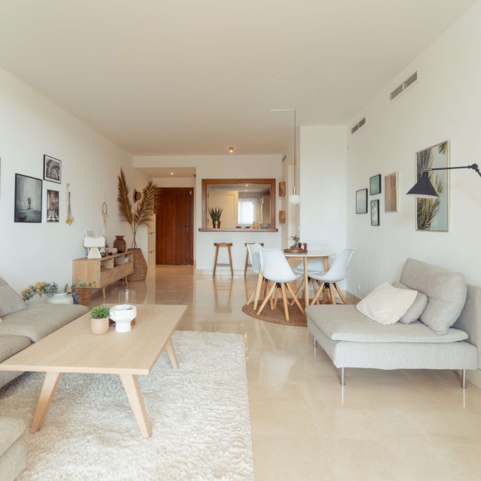 Bonito apartamento de 2 dormitorios en Las Tortugas, Nueva Andalucia | Image 4