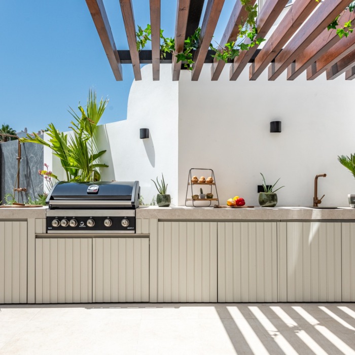 Casa adosada de 3 dormitorios a poca distancia de Puente Romano, Marbella | Image 22