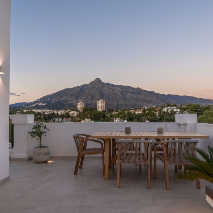 Precioso Ático Dúplex en el corazón de Nueva Andalucía | Image 29