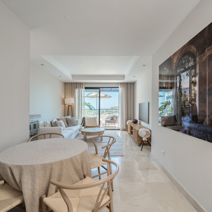 Beautiful penthouse in the prestigious community La Quinta Suites in La Quinta, Benahavis