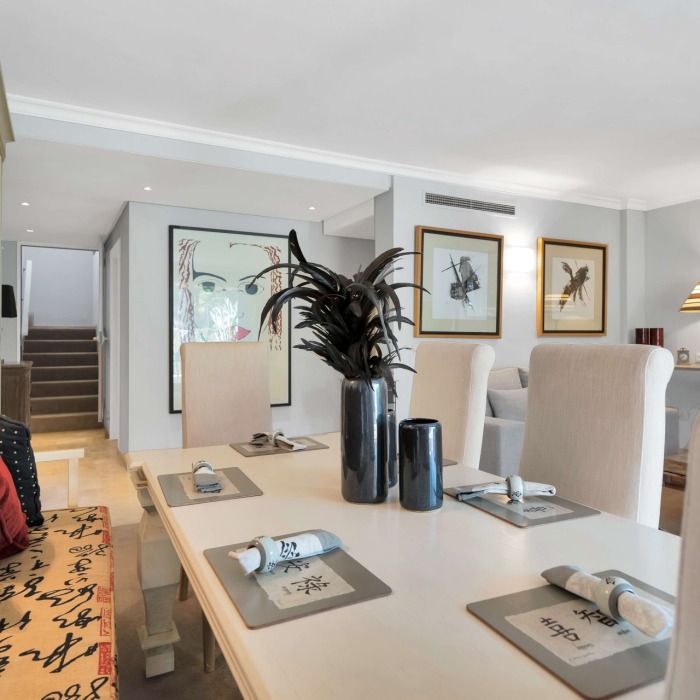 Bel appartement duplex au rez-de-chaussée situé dans le prestigieux quartier El Soto de la Quinta. | Image 11