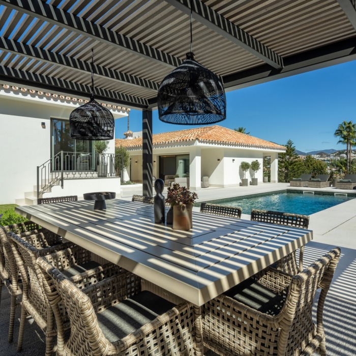 Moderna Villa de lujo en Las Brisas Golf Nueva Andalucia, Marbella | Image 1