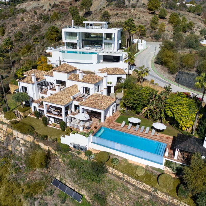 Impressive Villa Magna in Lomas de La Quinta | Image 30