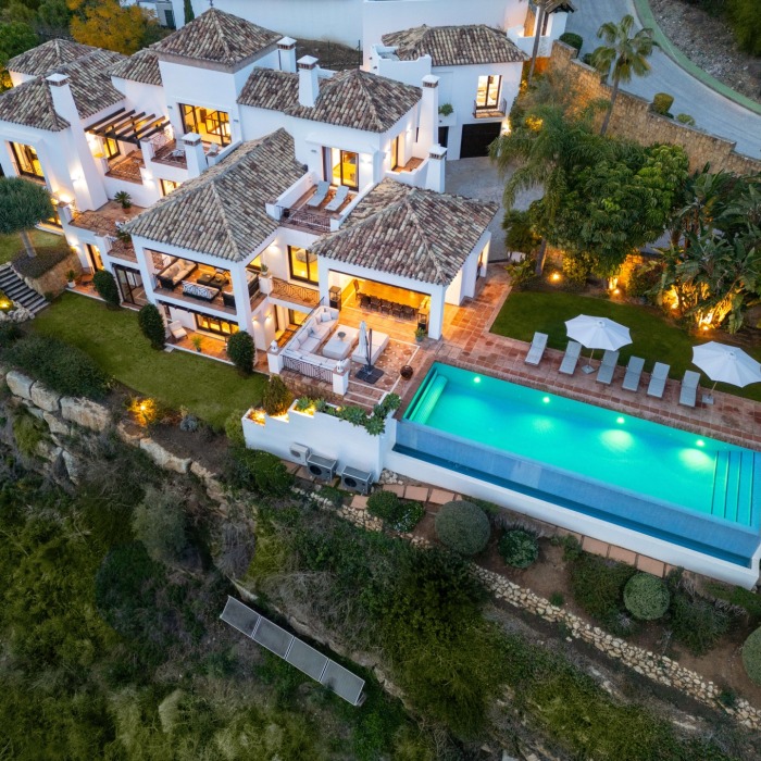 Impressive Villa Magna in Lomas de La Quinta | Image 32