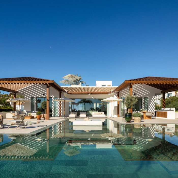 Captivating modern villa steps away from Las Brisas Golf Course, Nueva Andulacia | Image 22