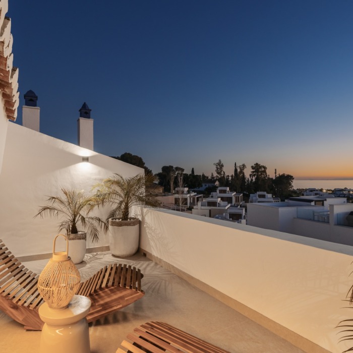 Superbe maison de ville à Altos de Puente Romano, Marbella Golden Mile | Image 19