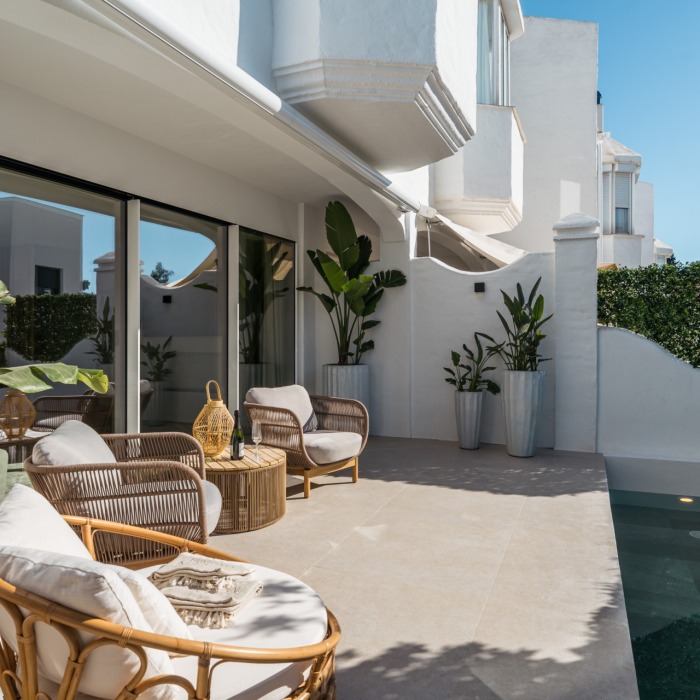 Superbe maison de ville à Altos de Puente Romano, Marbella Golden Mile | Image 5