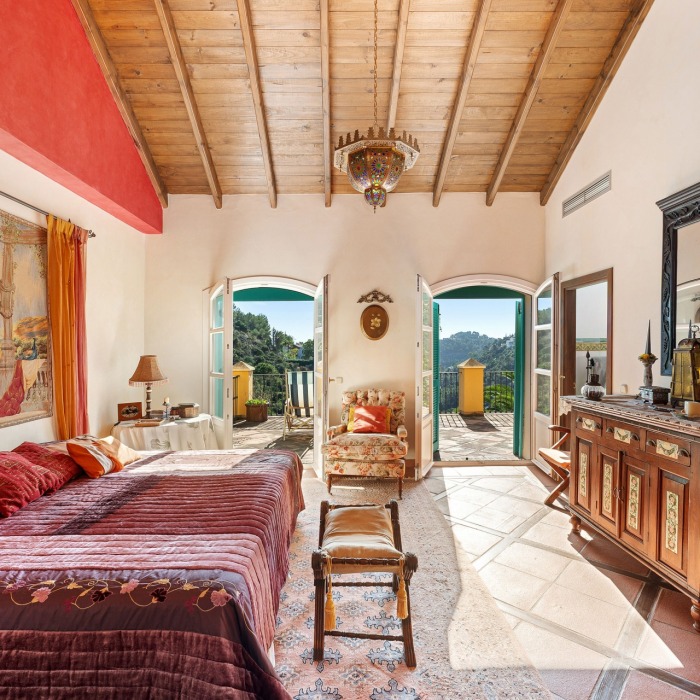 Villa La Soleá – Villa andaluza en El Madroñal, Benahavis | Image 12