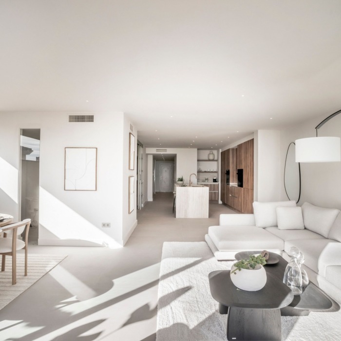 Luxury Ground-Floor Apartment with Private Pool and Sea Views in Nueva Andalucía, Marbella | Image 13