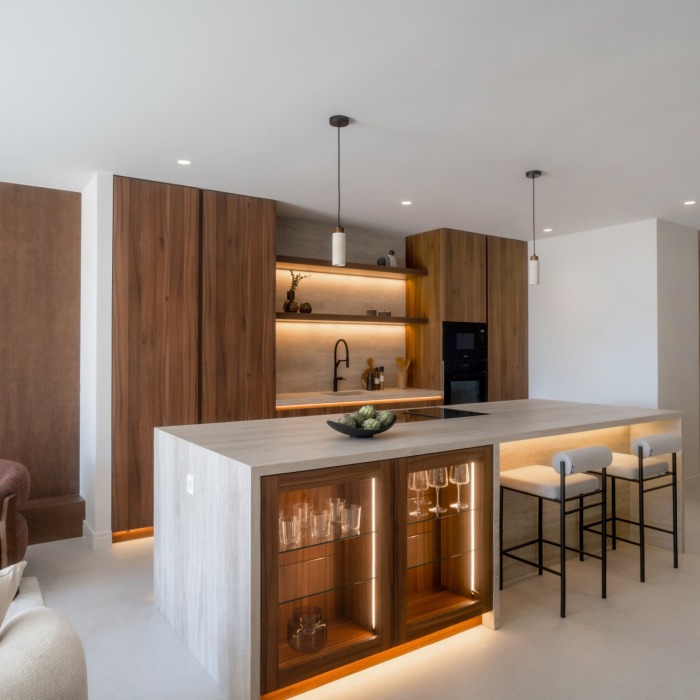 Luxueux penthouse en duplex de 4 chambres à vendre à Nueva Andalucía avec vue sur la mer et piscine privée sur le toit | Image 10