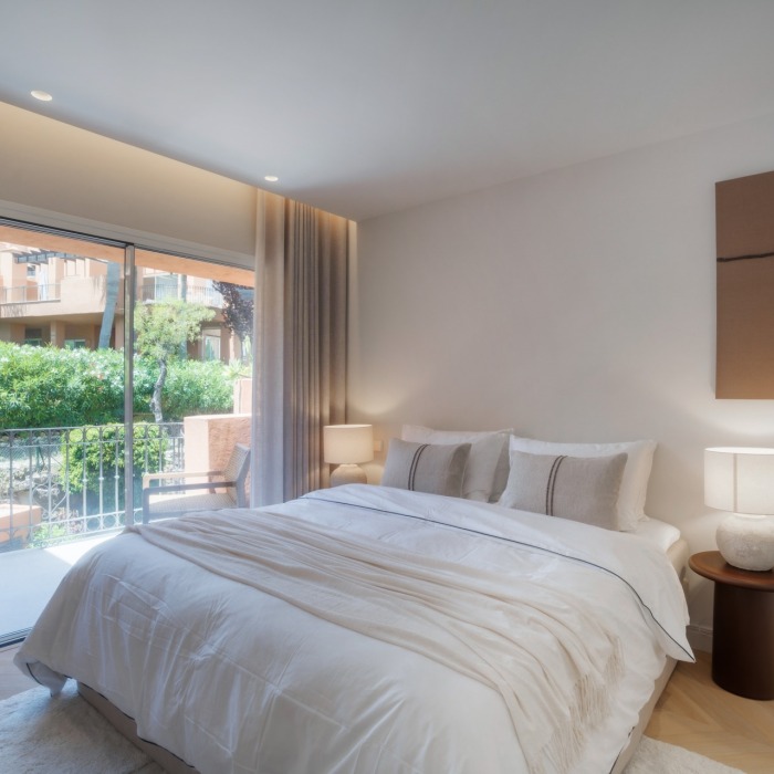 Luxueux penthouse en duplex de 4 chambres à vendre à Nueva Andalucía avec vue sur la mer et piscine privée sur le toit | Image 27