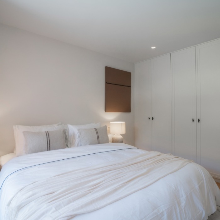 Luxueux penthouse en duplex de 4 chambres à vendre à Nueva Andalucía avec vue sur la mer et piscine privée sur le toit | Image 28