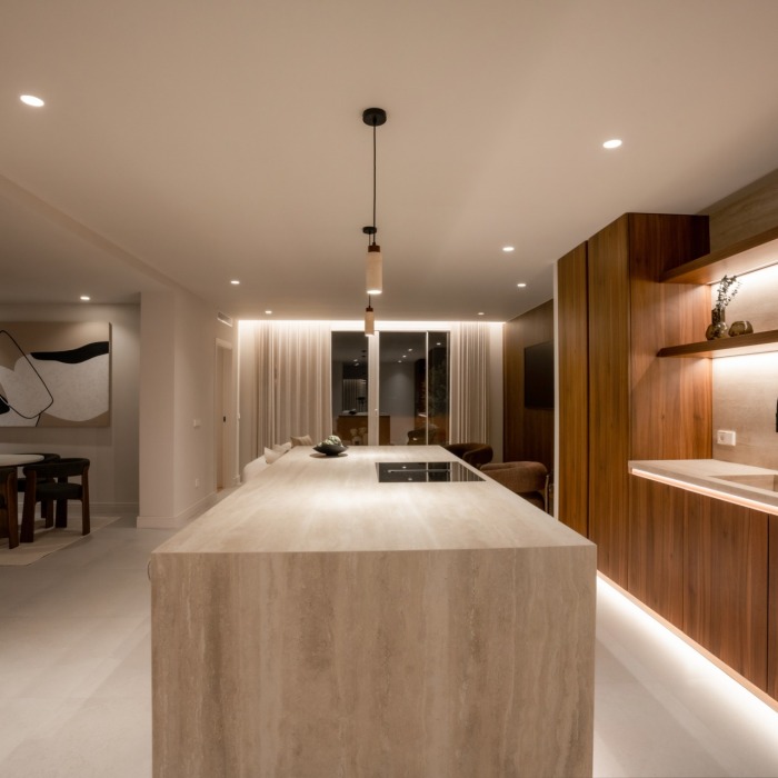 Luxueux penthouse en duplex de 4 chambres à vendre à Nueva Andalucía avec vue sur la mer et piscine privée sur le toit | Image 39