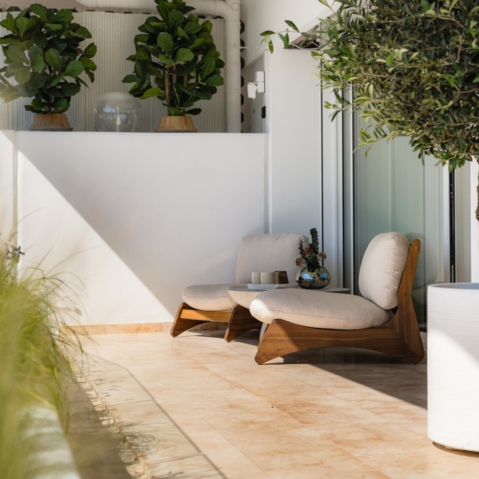 Fully renovated 3 bedroom apartment in Lomas de Marbella Club, Marbella Golden Mile | Image 3