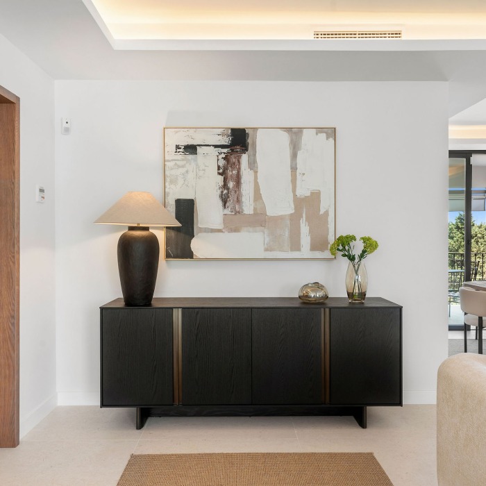 Casa Los Olivos – Maison de ville rénovée avec vue sur le golf à Nueva Andalucia | Image 17