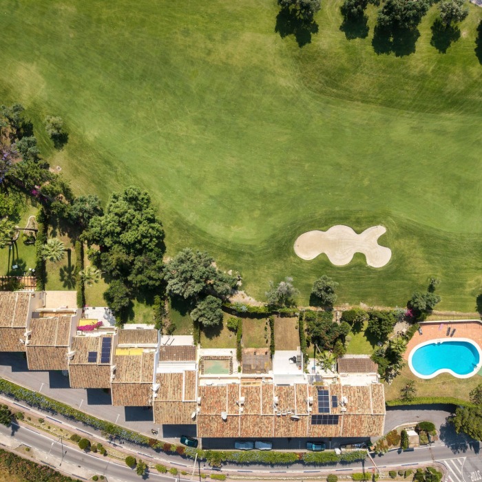 Casa Los Olivos – Maison de ville rénovée avec vue sur le golf à Nueva Andalucia | Image 34