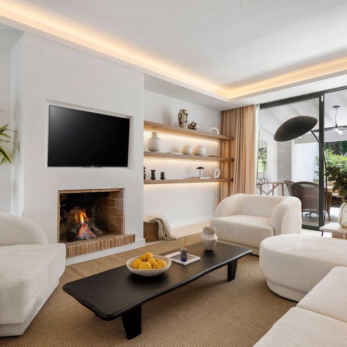 Casa Los Olivos – Maison de ville rénovée avec vue sur le golf à Nueva Andalucia | Image 4