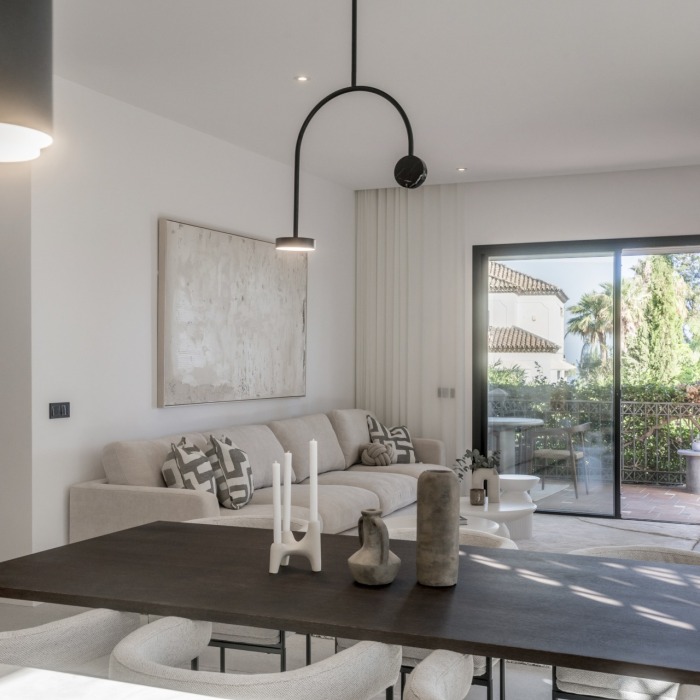 Appartement récemment rénové de 3 chambres et 3 salles de bains situé au rez-de-chaussée dans le quartier exclusif d’Altos Reales à Sierra Blanca | Image 17