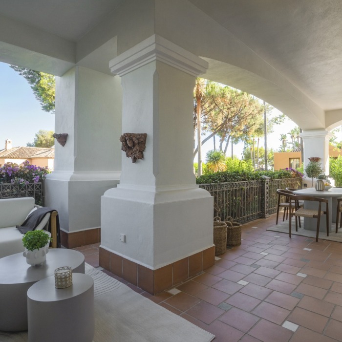 Appartement récemment rénové de 3 chambres et 3 salles de bains situé au rez-de-chaussée dans le quartier exclusif d’Altos Reales à Sierra Blanca | Image 40