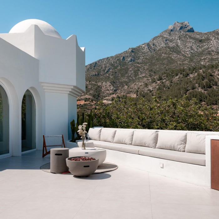 Duplex Penthouse OIA in Marbella Golden Mile | Image 3