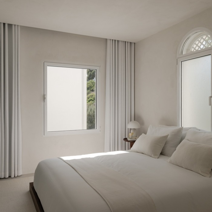Duplex Penthouse OIA in Marbella Golden Mile | Image 1