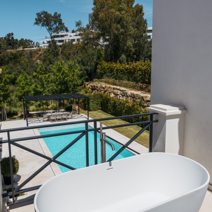Villa Valora – Classical Elegance and Modern Comfort in La Cerquilla, Nueva Andalucía | Image 25