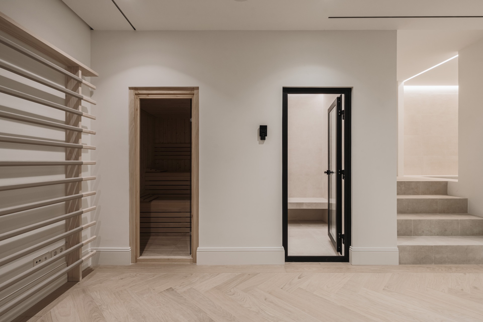 Villa Valora: elegancia clásica y comodidad moderna en La Cerquilla, Nueva Andalucía. | Image 40
