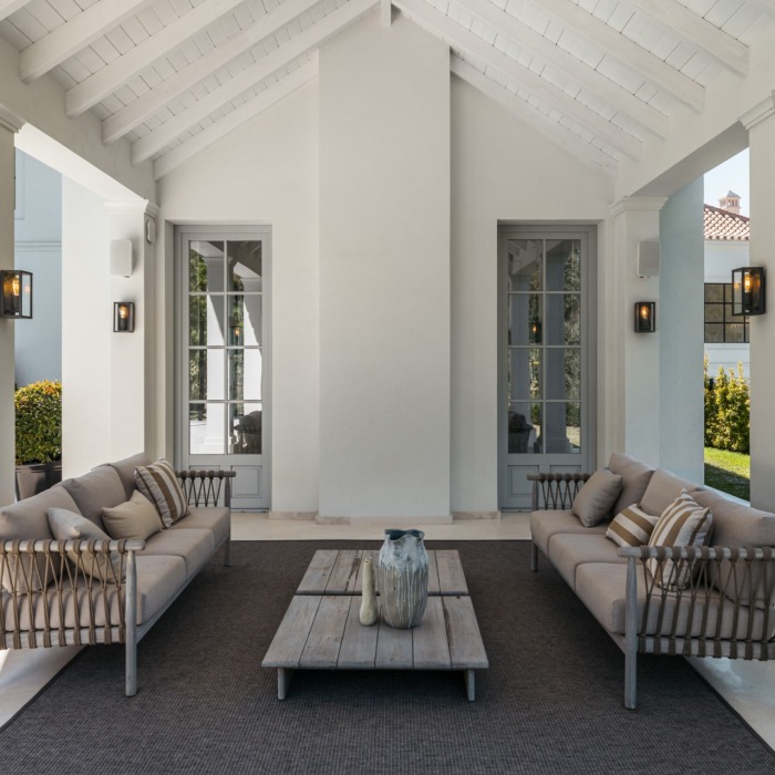 Villa Valora – Classical Elegance and Modern Comfort in La Cerquilla, Nueva Andalucía | Image 4