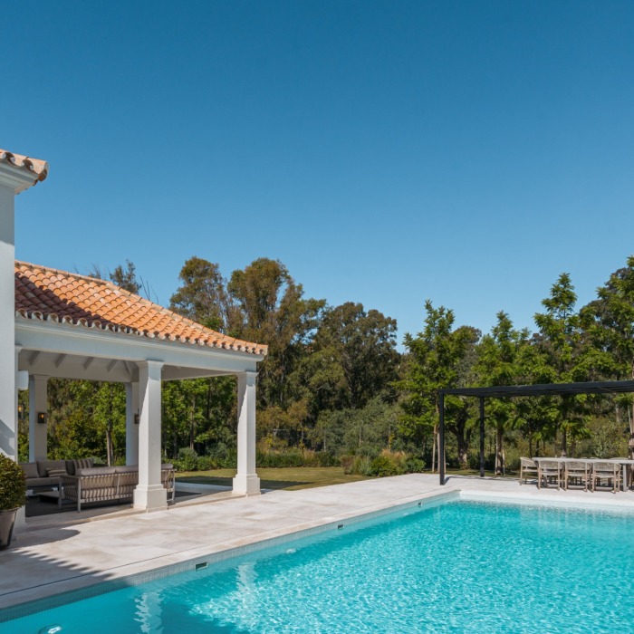 Villa Valora – Classical Elegance and Modern Comfort in La Cerquilla, Nueva Andalucía | Image 6