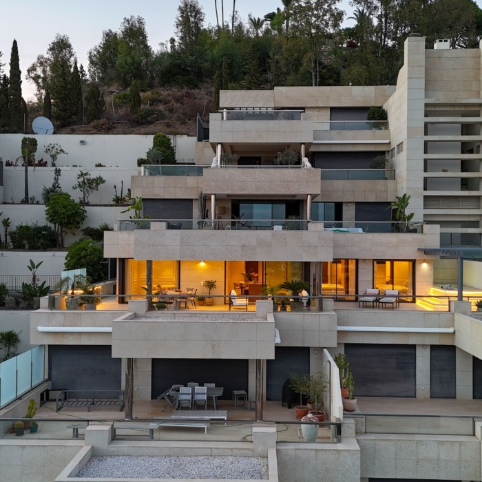 Stunning 3-Bedrooms apartement in Los Arrayanes, Nueva Andalucia | Image 1